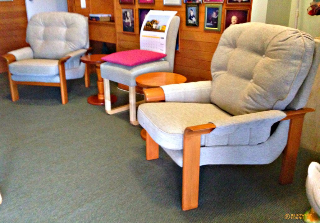 Custom-made sitting chairs