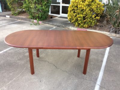 Mid-Century table Modernised